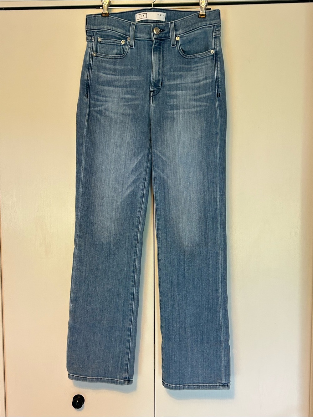 AYR The Pop Straight Leg Jean 29L